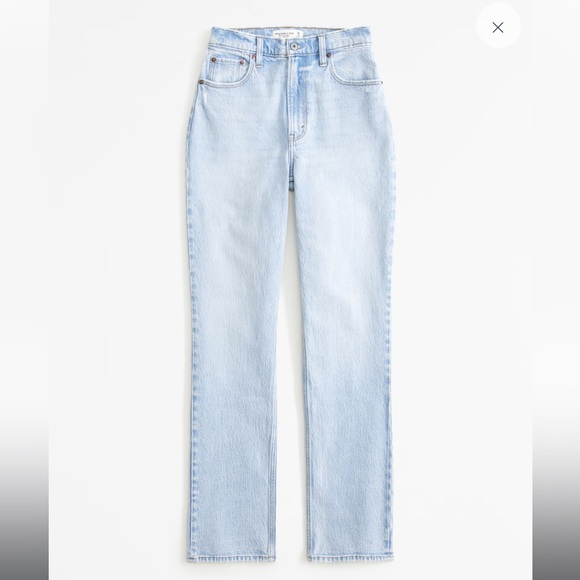 Abercrombie & Fitch Denim - 90s straight ultra high rise curve love from Abercrombie and fitch. Size 23 long